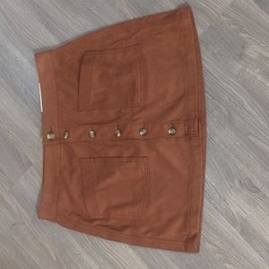 *NWT*American Eagle Faux Suede Skirt